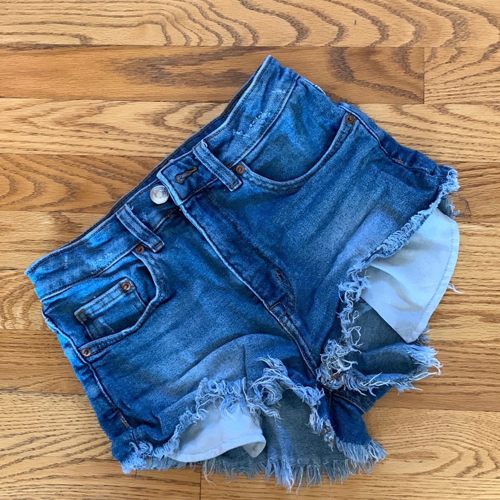 Ladies Distressed Jean Shorts